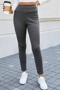 Dunkelgraue, mit Fleece gefütterte, knöchelhohe Thermo-Strick-Leggings